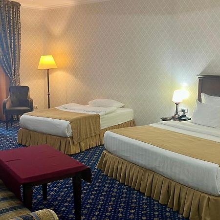 Grand Hotel Victory Актау Экстерьер фото